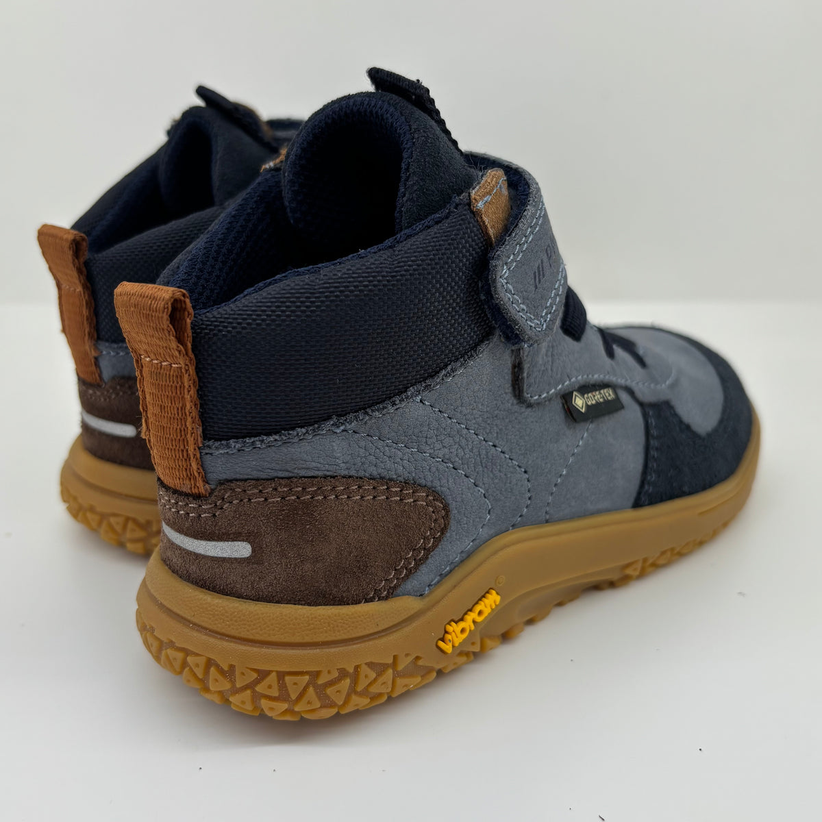 2418511 - GMEGoretex