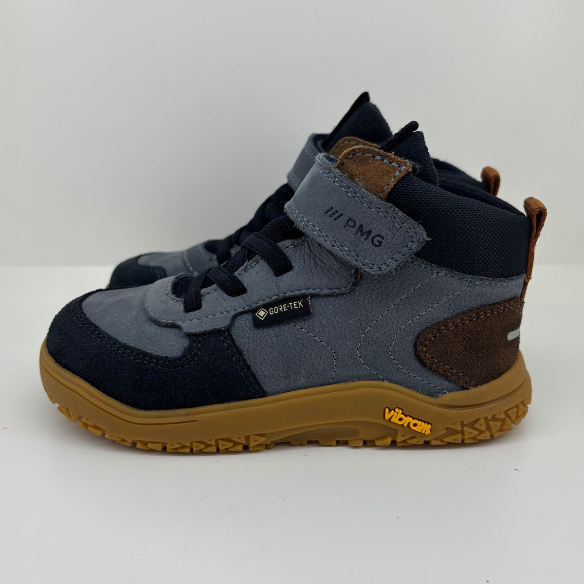 2418511 - GMEGoretex