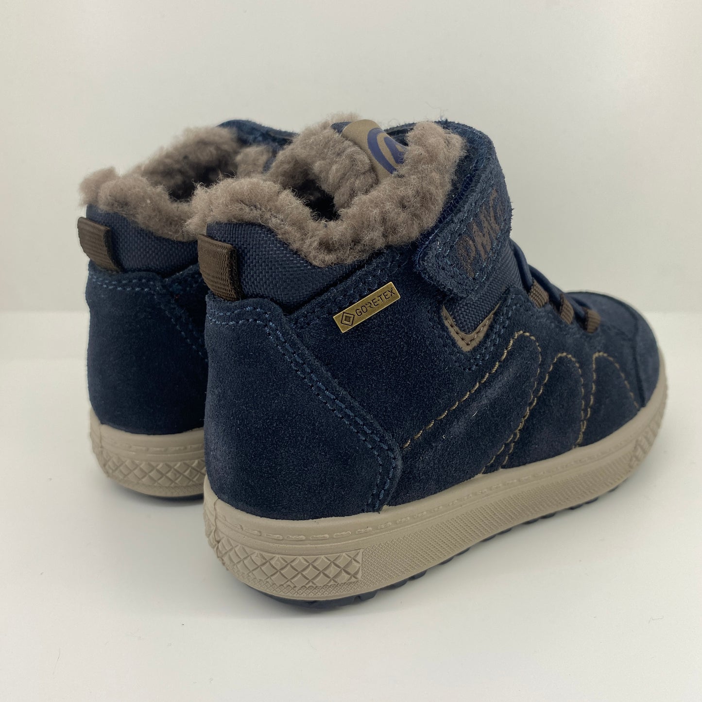 8890522 - GMEGoretex