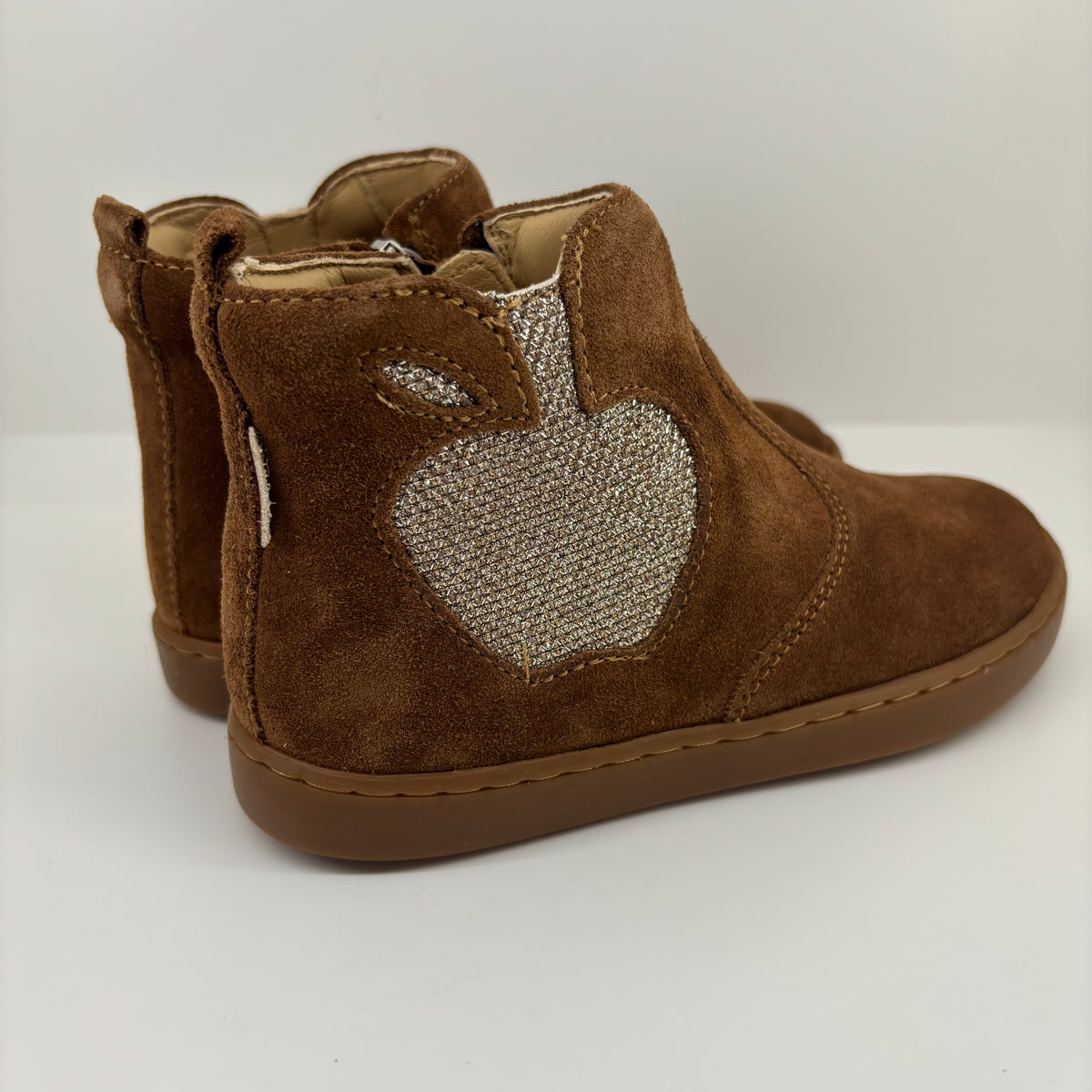 PLAY NEW APPLE BOOTS - FME