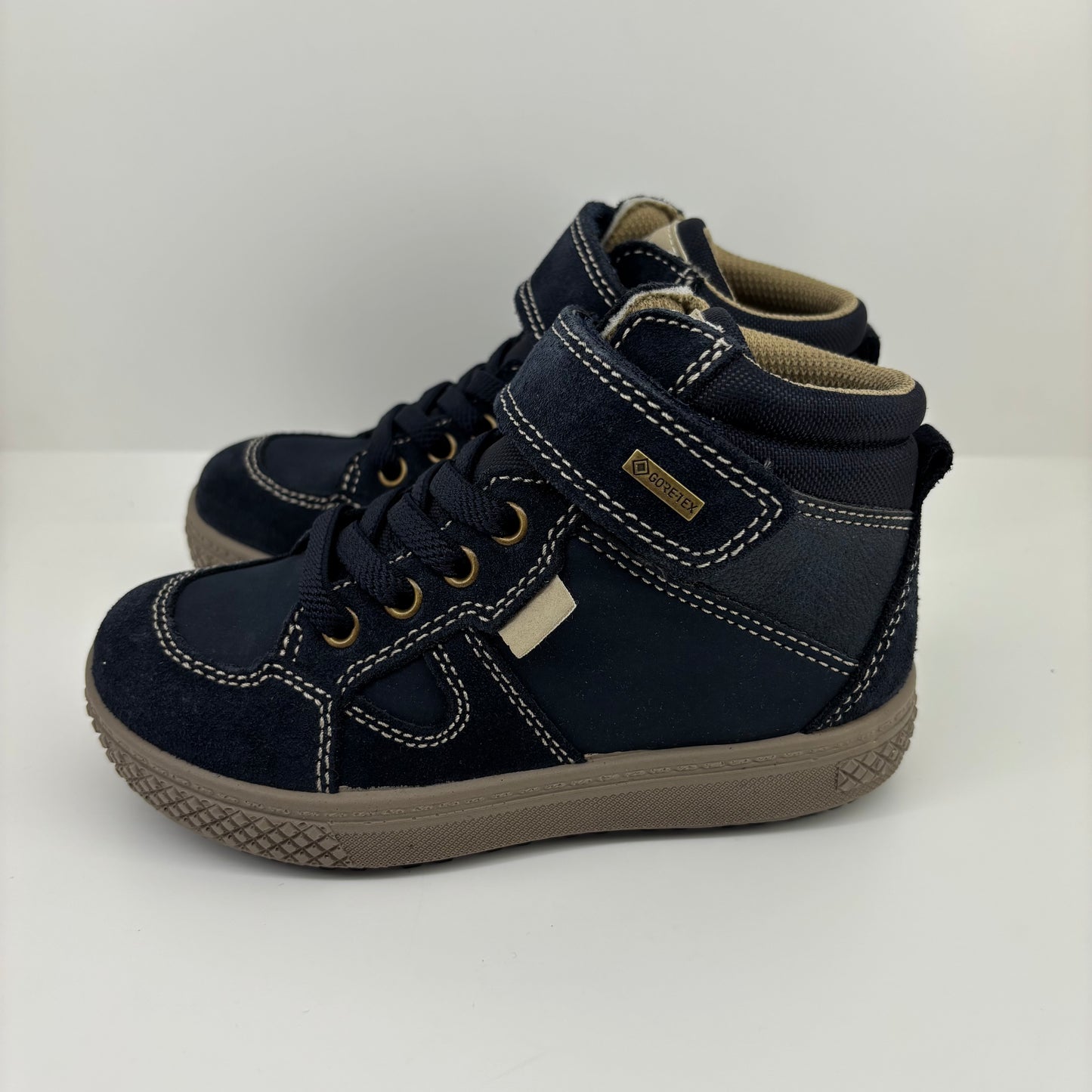 8890700 - GMEGoreTex