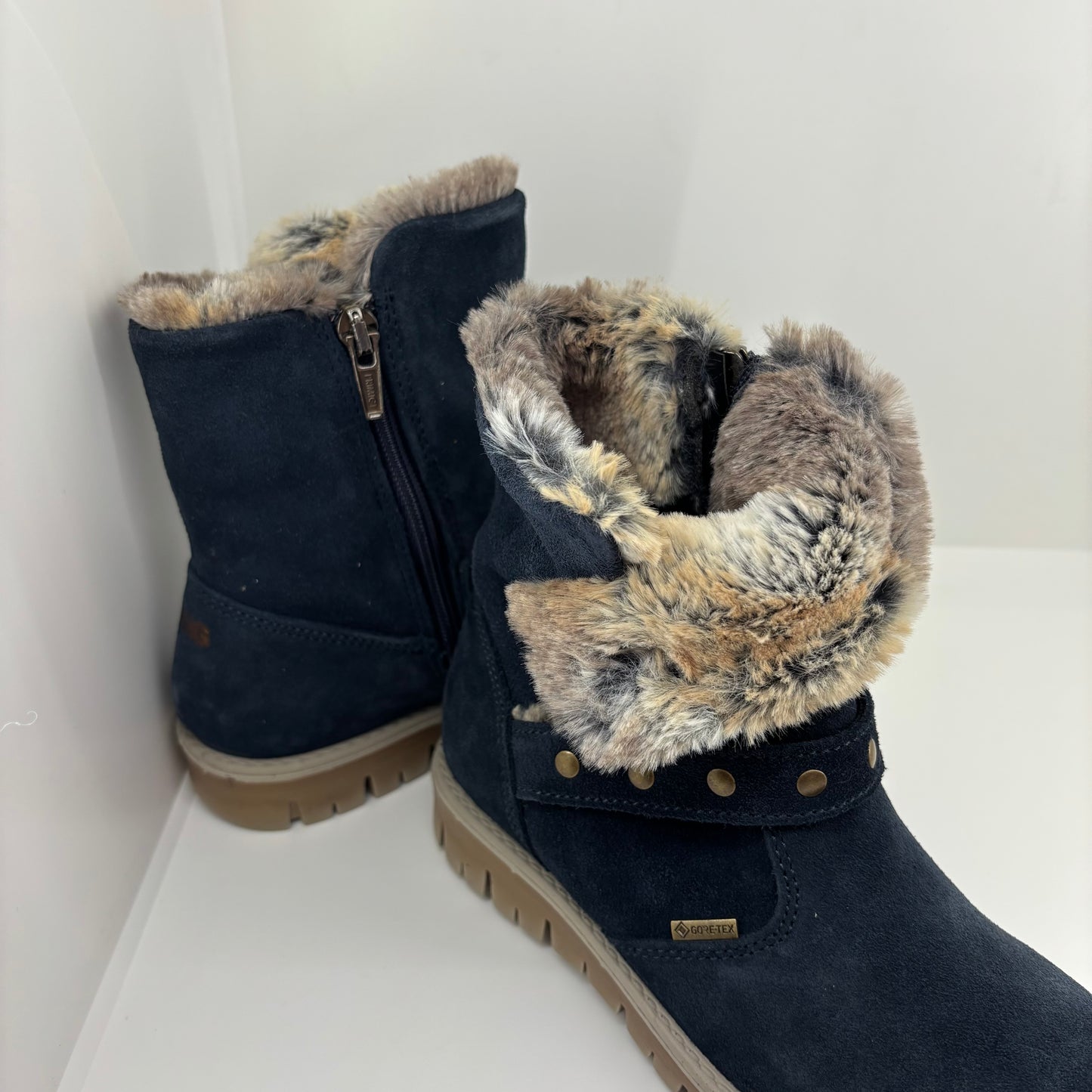 8866800 - FMEGoretex