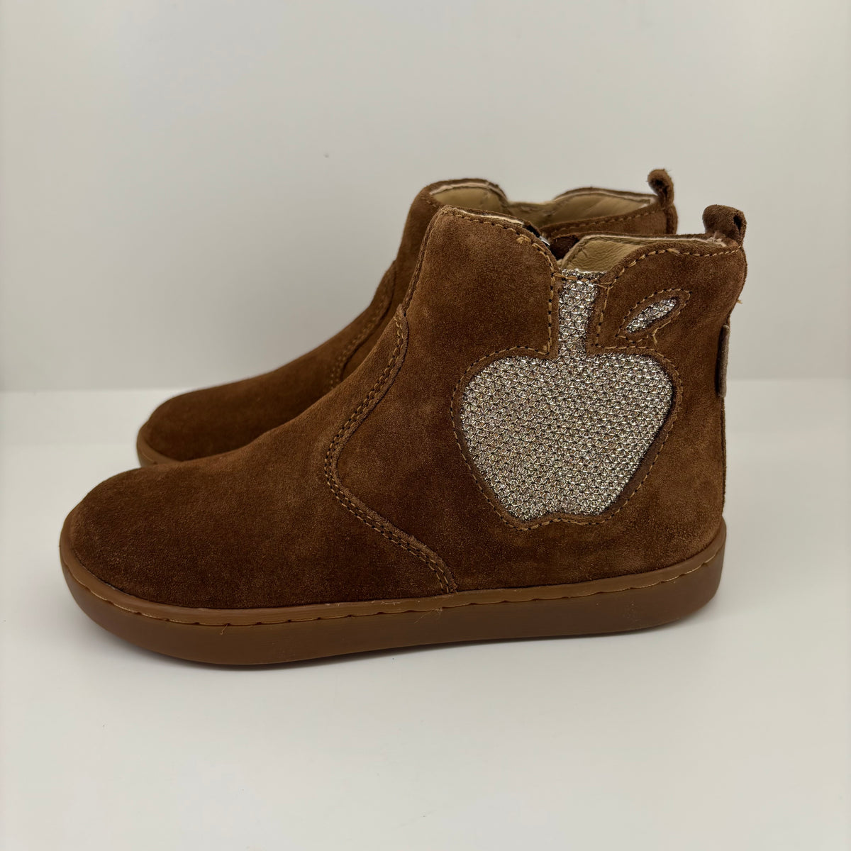 PLAY NEW APPLE BOOTS - FME